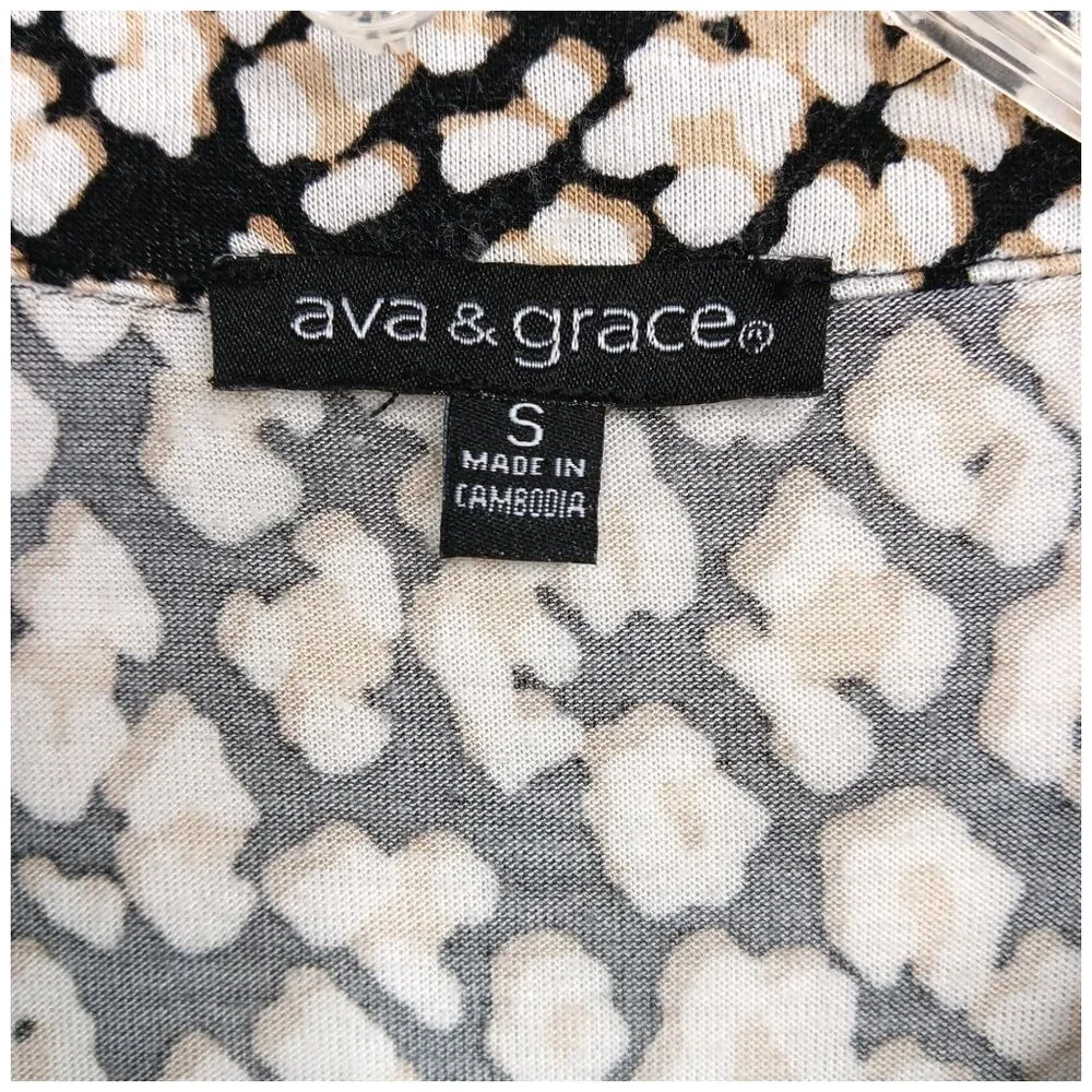 AVA & GRACE-Women's Pleated 3/4 Sleeve-SMALL-Floral-Black with White-Tan Flowers - Picture 6 of 12